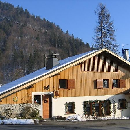 Gîte des Moulins Samoëns Exterior foto