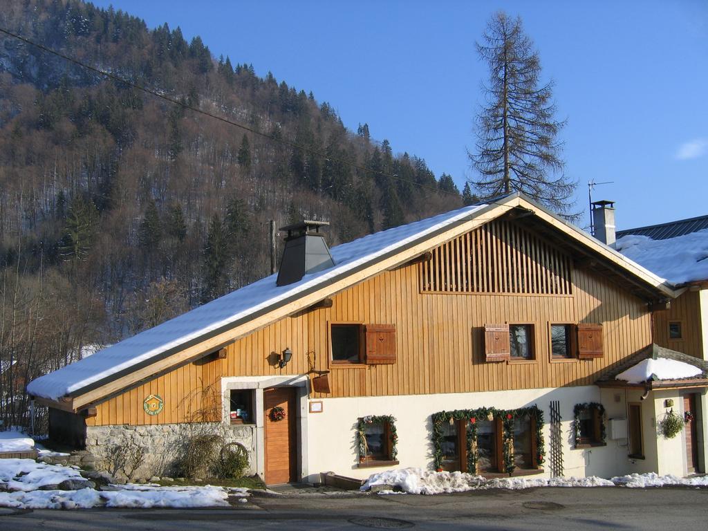 Gîte des Moulins Samoëns Exterior foto