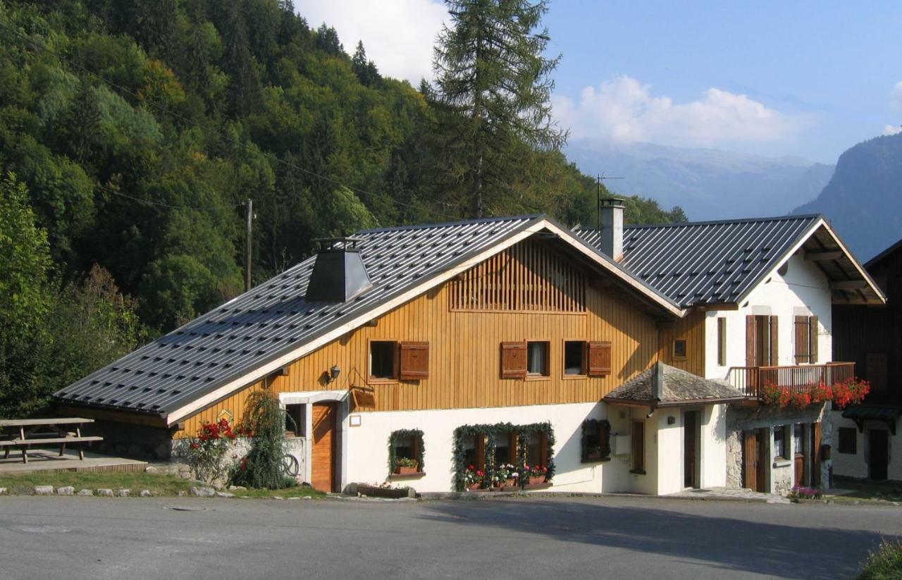 Gîte des Moulins Samoëns Exterior foto